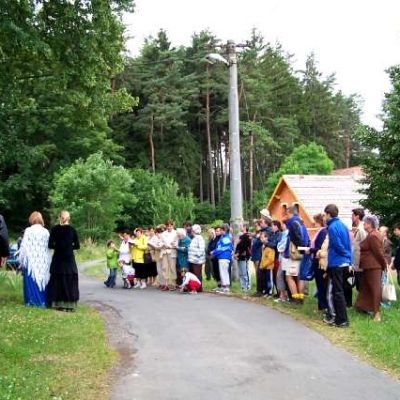 požehnání křížku -Z Bohoslužby  -Dubecko 07/2005